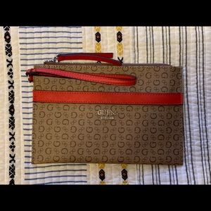 Guess Wristlet